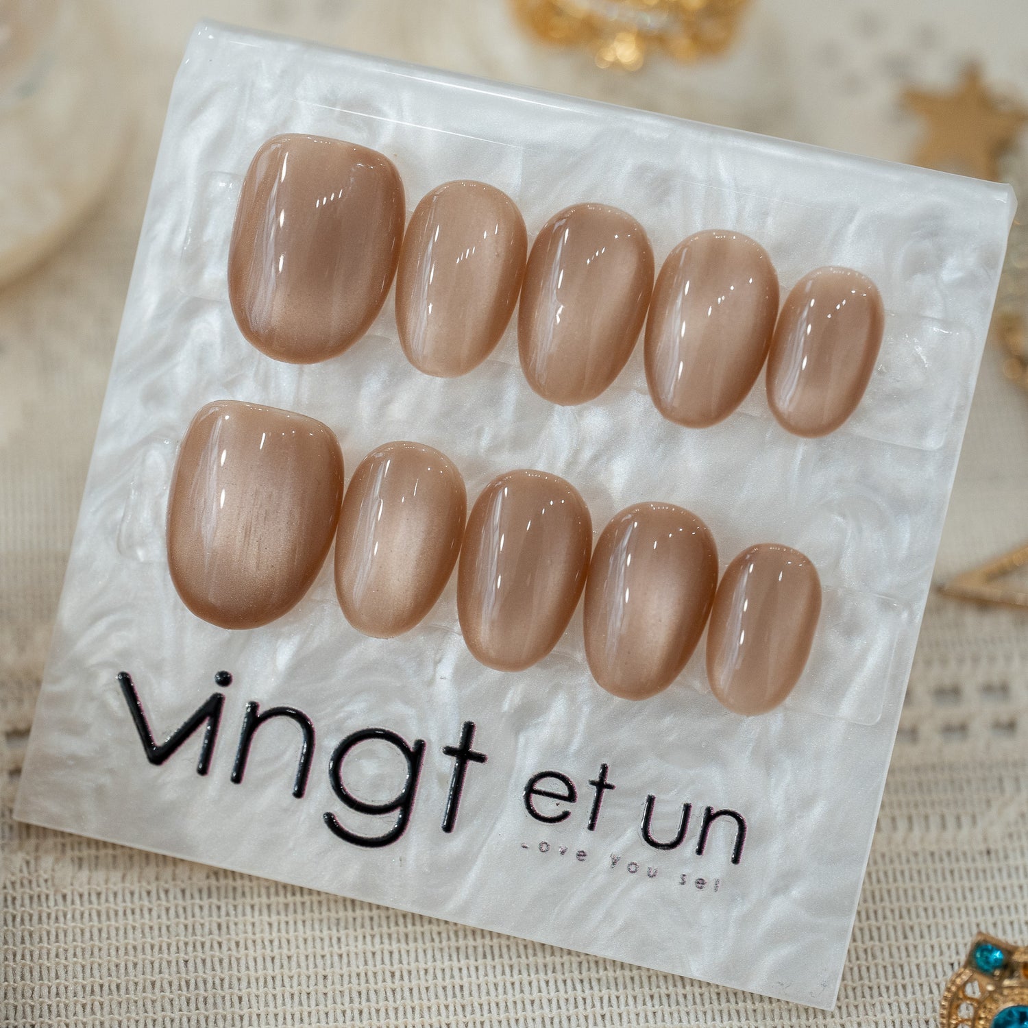 Nude Champagne